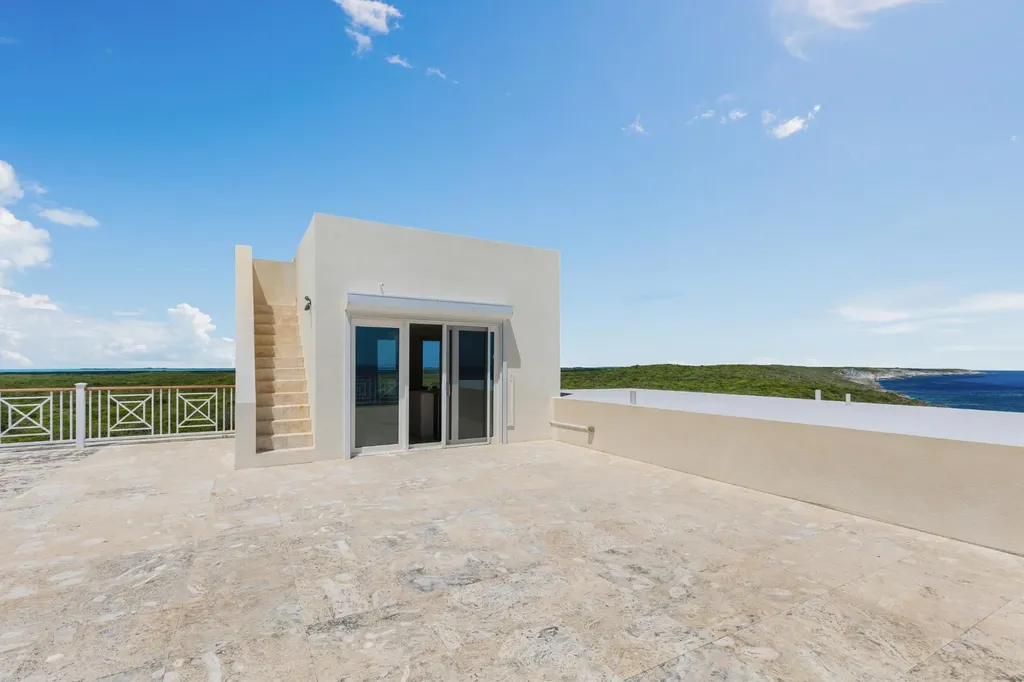 5 Bedroom 4.5 Bath House Long Island BS