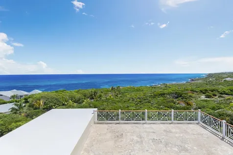 5 Bedroom 4.5 Bath House Long Island BS