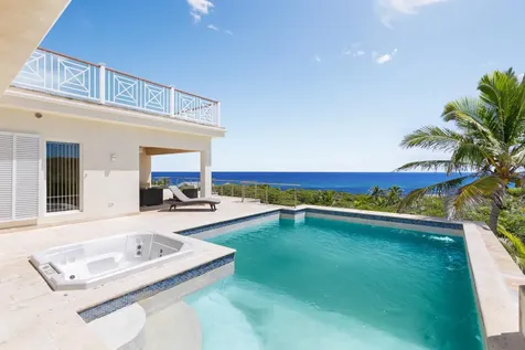 5 Bedroom 4.5 Bath House Long Island BS