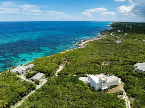 5 Bedroom 4.5 Bath House Long Island BS