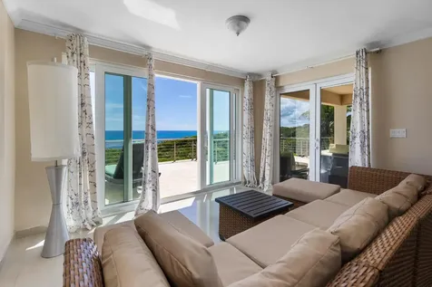 5 Bedroom 4.5 Bath House Long Island BS