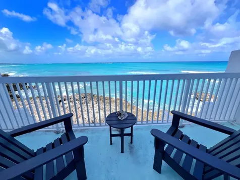 Delaporte Point New Providence Paradise Island BS