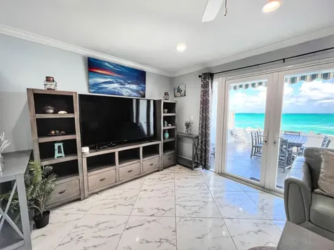 Delaporte Point New Providence Paradise Island BS