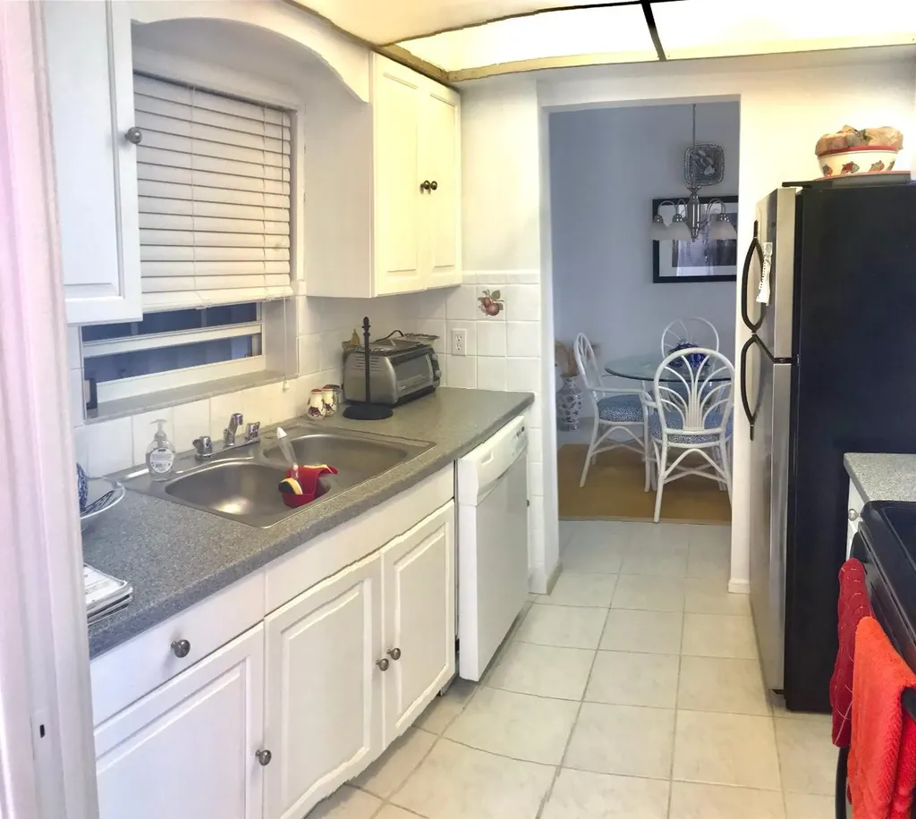 Harbour House 203 Grand Bahama Freeport BS