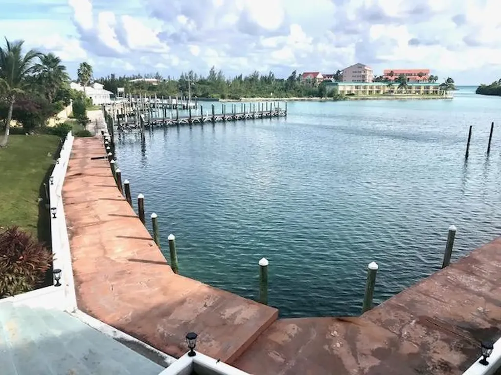 Harbour House 203 Grand Bahama Freeport BS