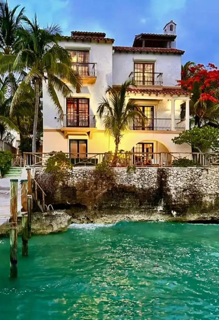 West Bay Street 972 New Providence Paradise Island BS