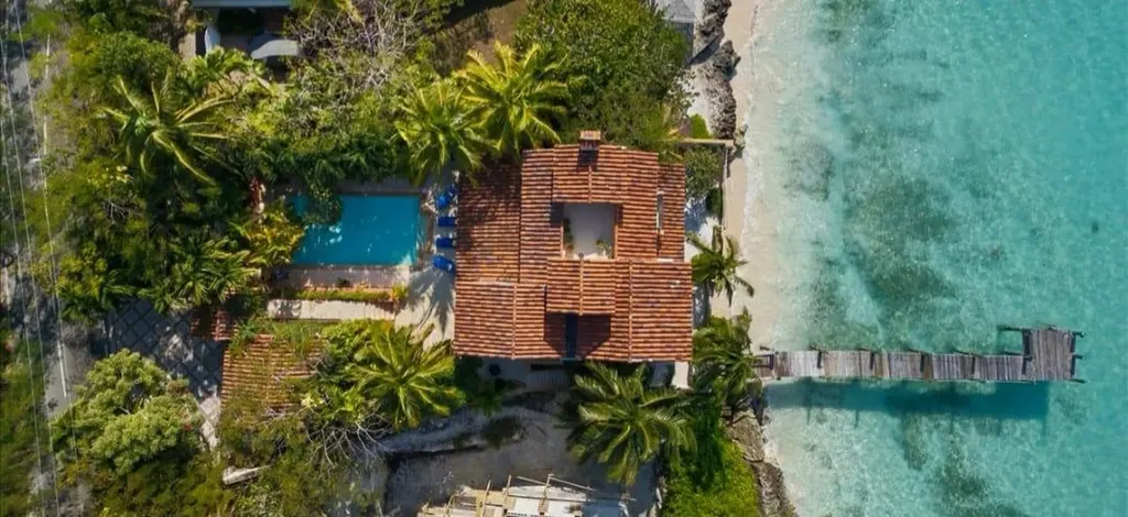 West Bay Street 972 New Providence Paradise Island BS