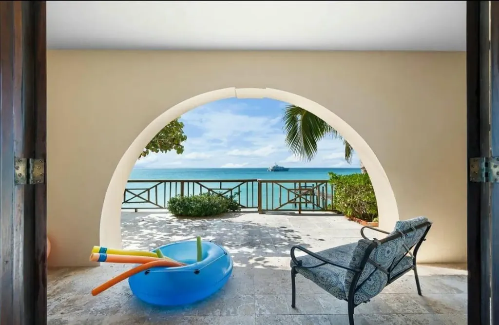 West Bay Street 972 New Providence Paradise Island BS