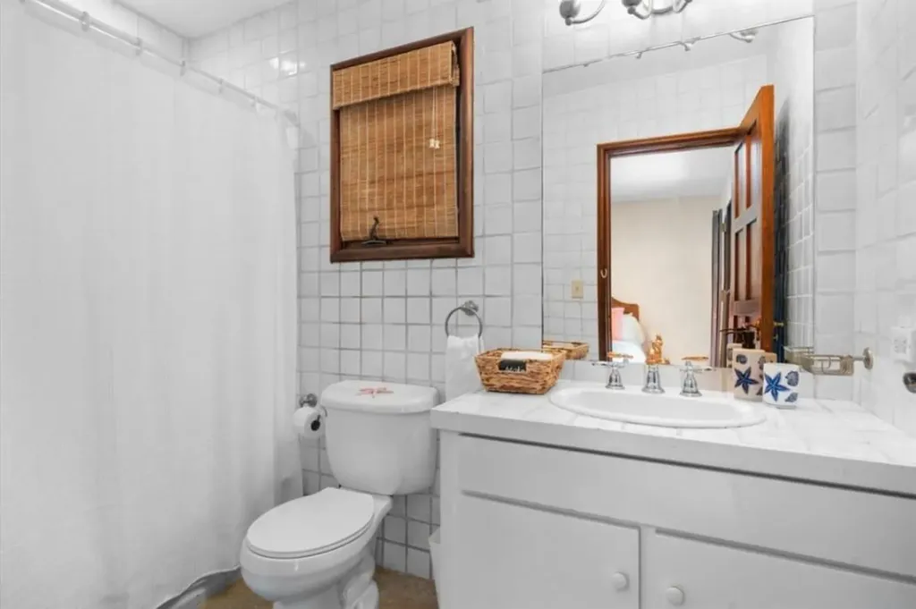 West Bay Street 972 New Providence Paradise Island BS