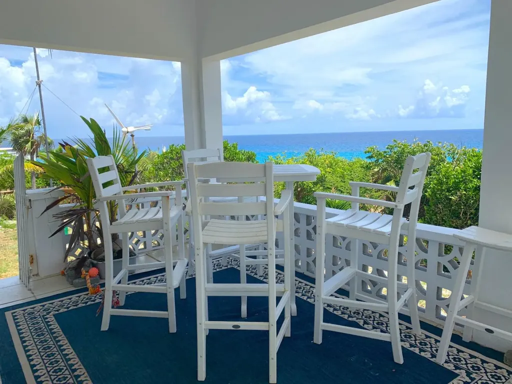 Ocean View Home W/cottage Long Island BS