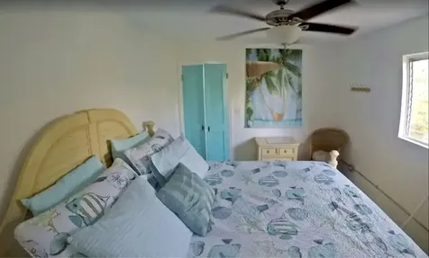 Ocean View Home W/cottage Long Island BS