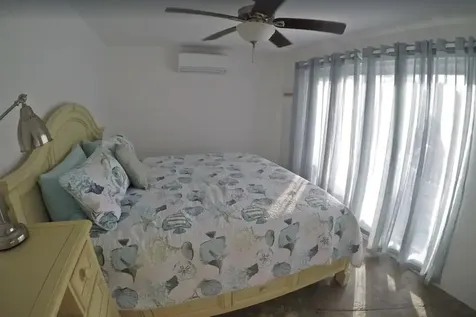 Ocean View Home W/cottage Long Island BS