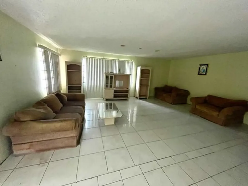 Halibut Street Grand Bahama Freeport BS