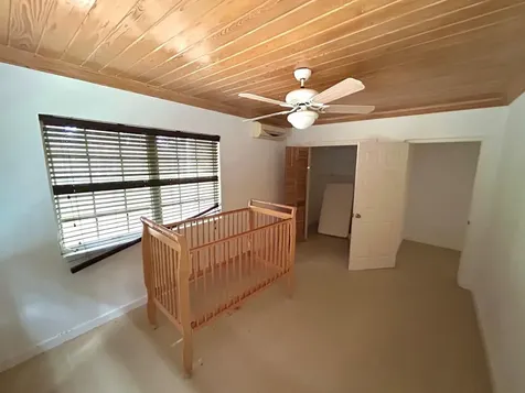 Queens Highway Eleuthera BS