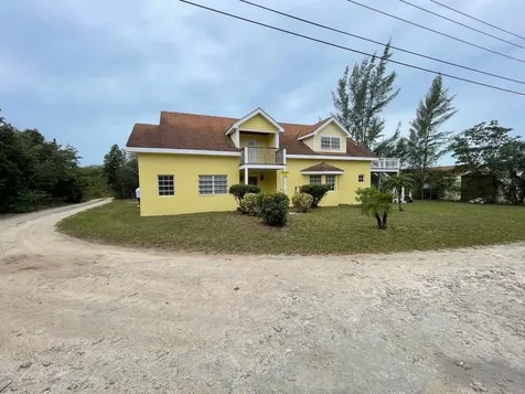 Queens Highway Eleuthera BS