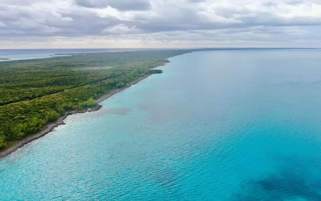 The Gibson Tract Eleuthera BS