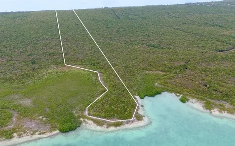 The Gibson Tract Eleuthera BS