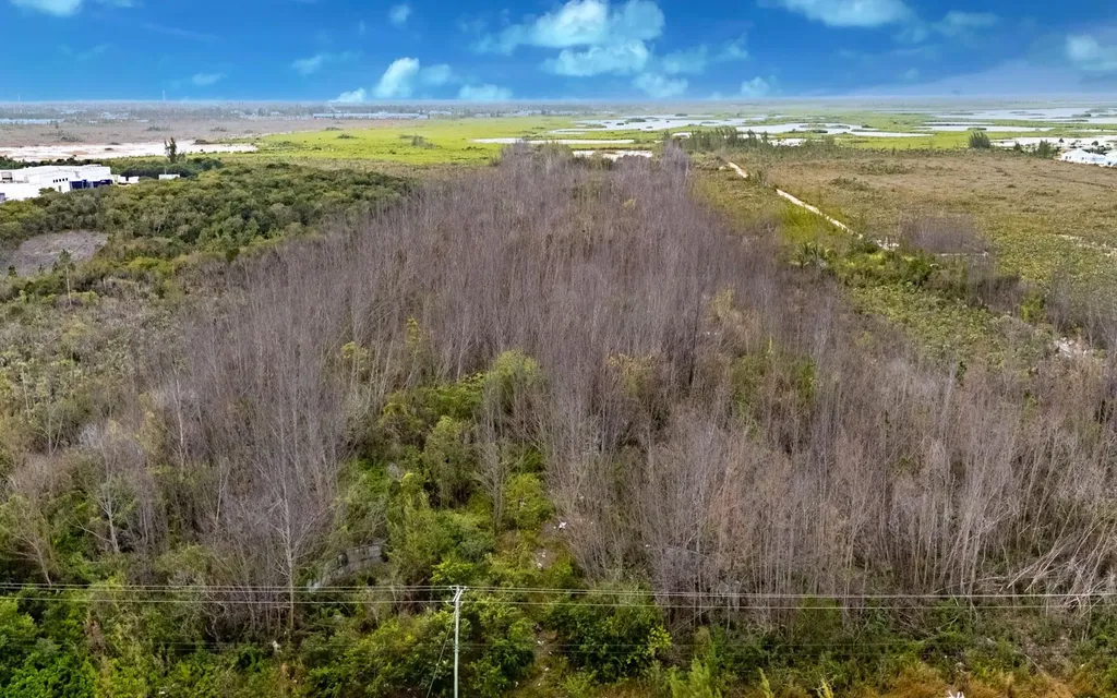 Munnings Road, Lakefront New Providence Paradise Island BS