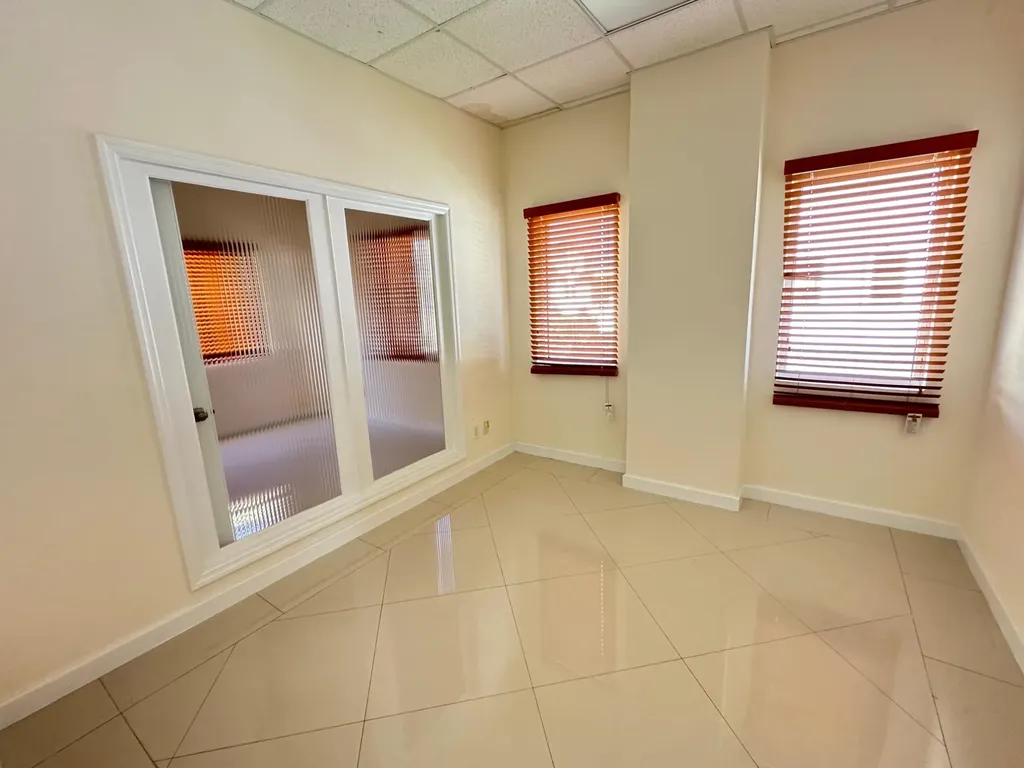 Church St, Sandyport 207 New Providence Paradise Island BS