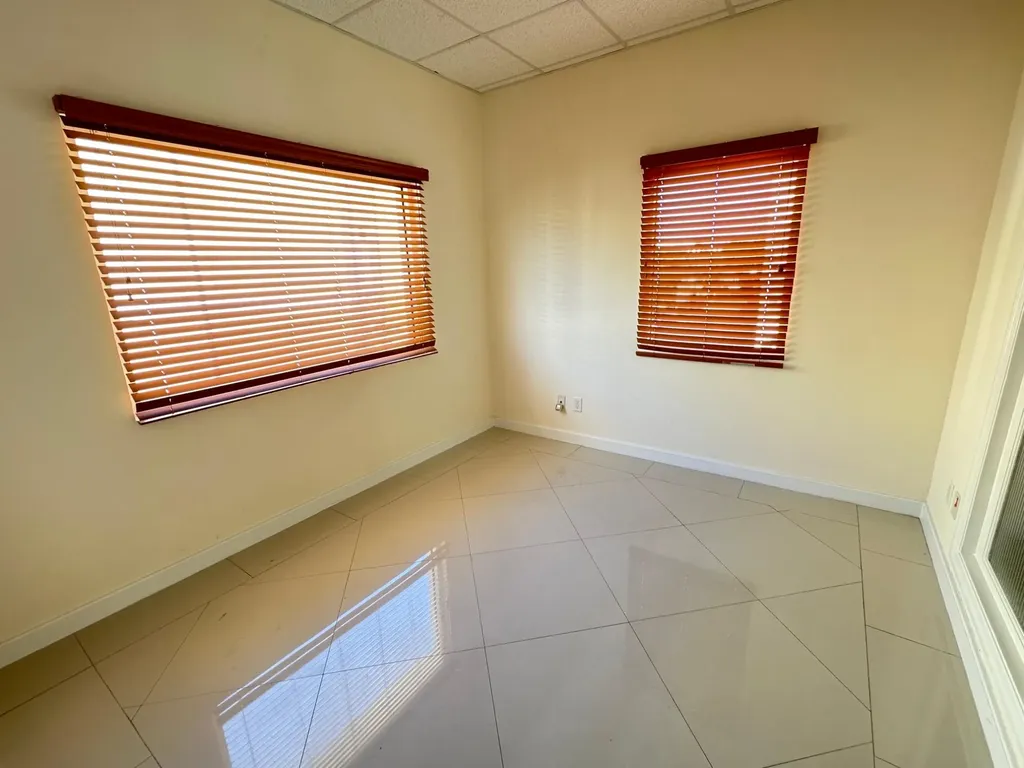 Church St, Sandyport 207 New Providence Paradise Island BS