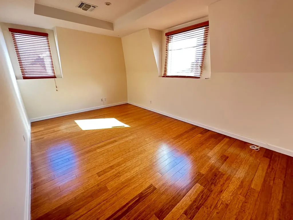 Church St, Sandyport 207 New Providence Paradise Island BS