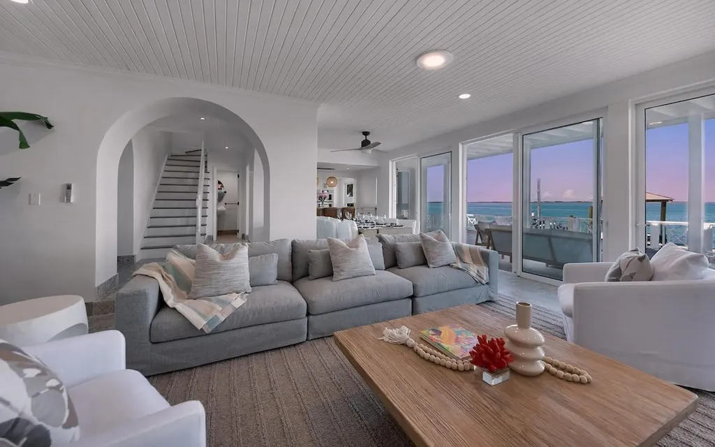 102 Eastern Road New Providence Paradise Island BS