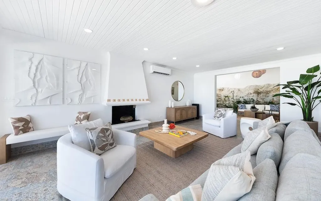 102 Eastern Road New Providence Paradise Island BS