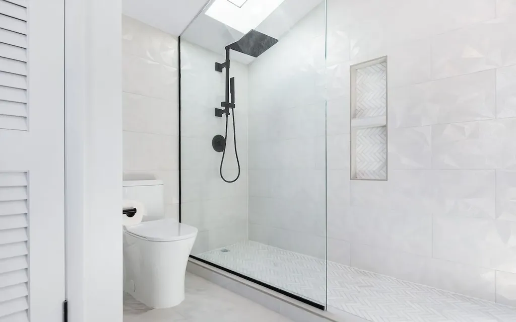 102 Eastern Road New Providence Paradise Island BS