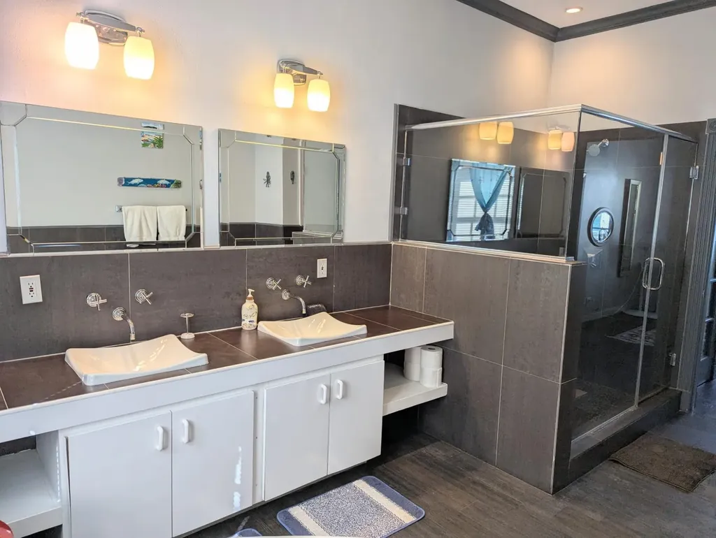 February Point Exuma BS