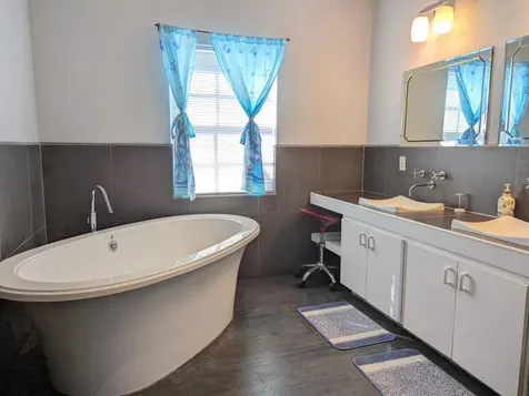 February Point Exuma BS