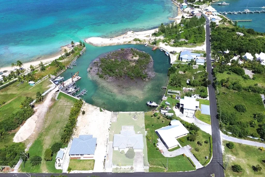 Russell House Abaco BS