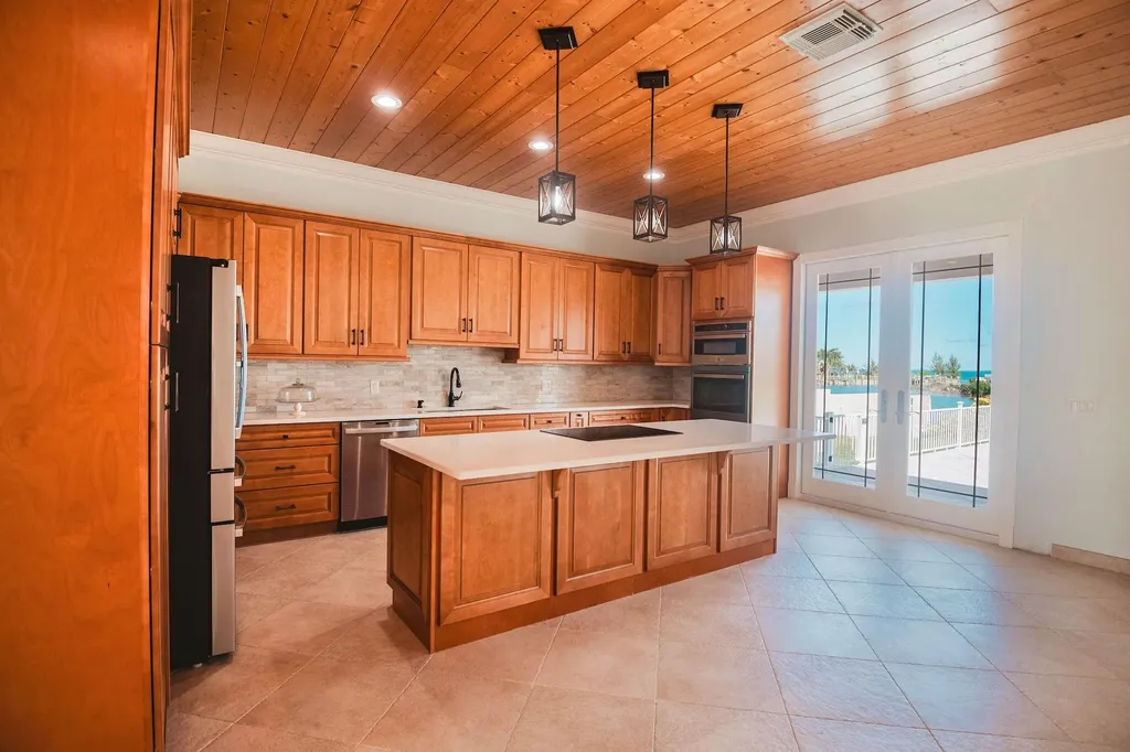 Russell House Abaco BS