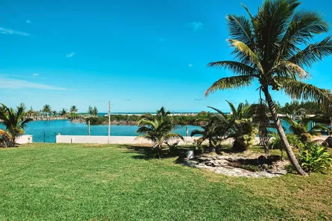 Russell House Abaco BS