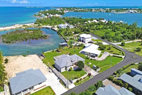 Russell House Abaco BS