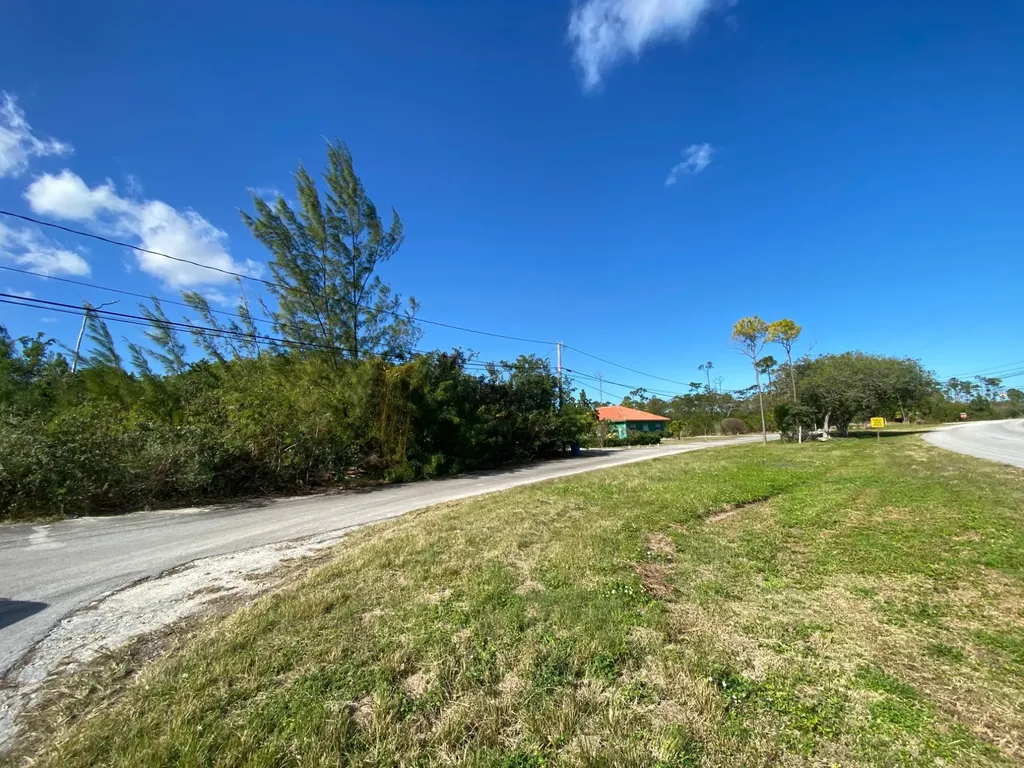 Churchill Road Grand Bahama Freeport BS