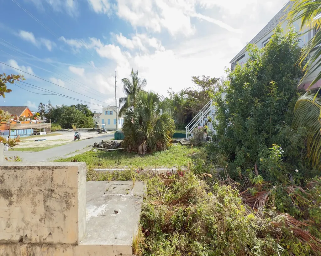 Settlement House & Lots Abaco BS