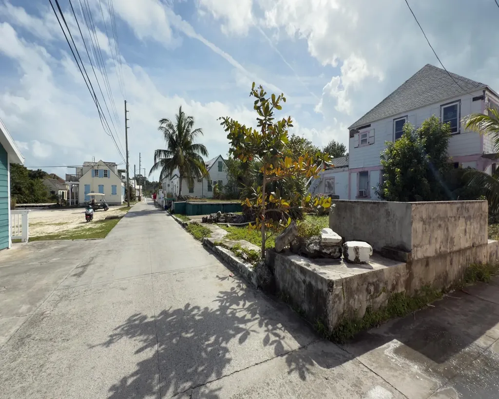 Settlement House & Lots Abaco BS
