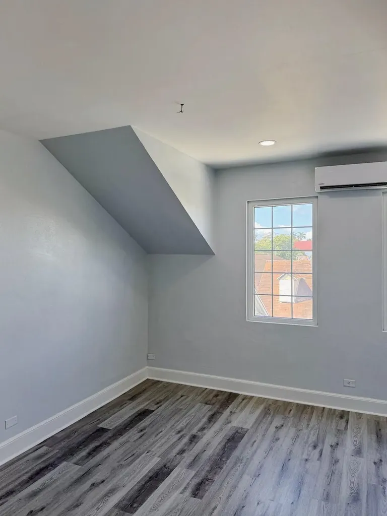 Elizabeth Avenue New Providence Paradise Island BS