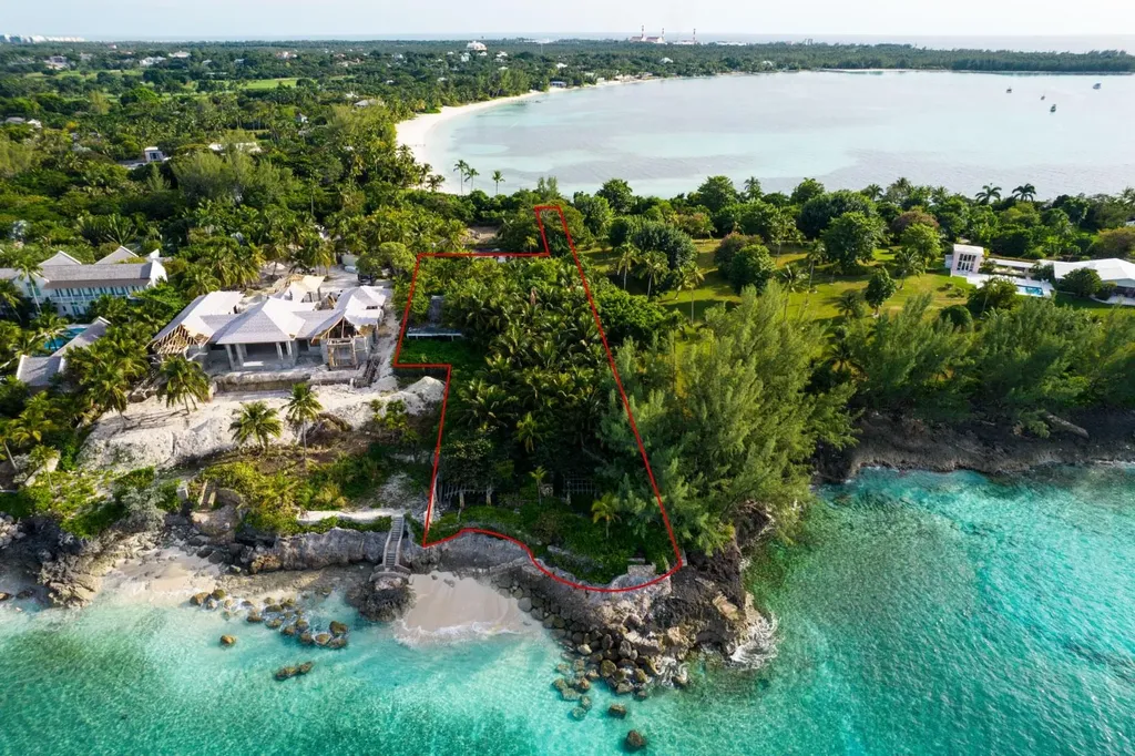 E.p. Taylor Drive 50’ Amsl New Providence Paradise Island BS