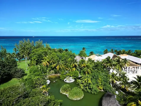 E.p. Taylor Drive 50’ Amsl New Providence Paradise Island BS