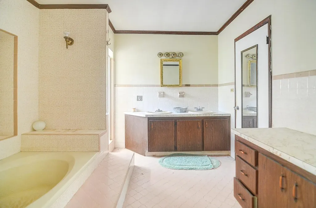 San Souci 26 New Providence Paradise Island BS