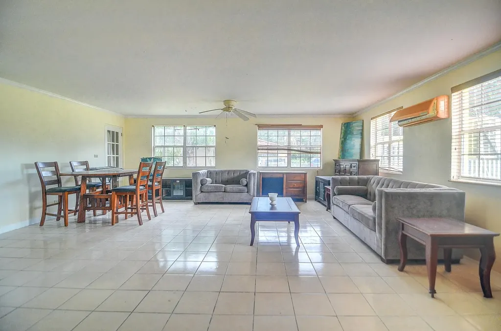 San Souci 26 New Providence Paradise Island BS