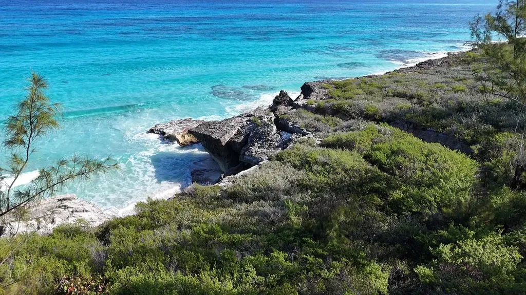 Rainbow Bay Subdivision Eleuthera BS