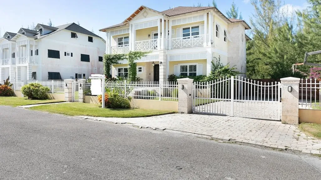 Lot 3 Destini Lakes New Providence Paradise Island BS