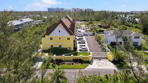 4 Dunmore Court South Ocean New Providence Paradise Island BS