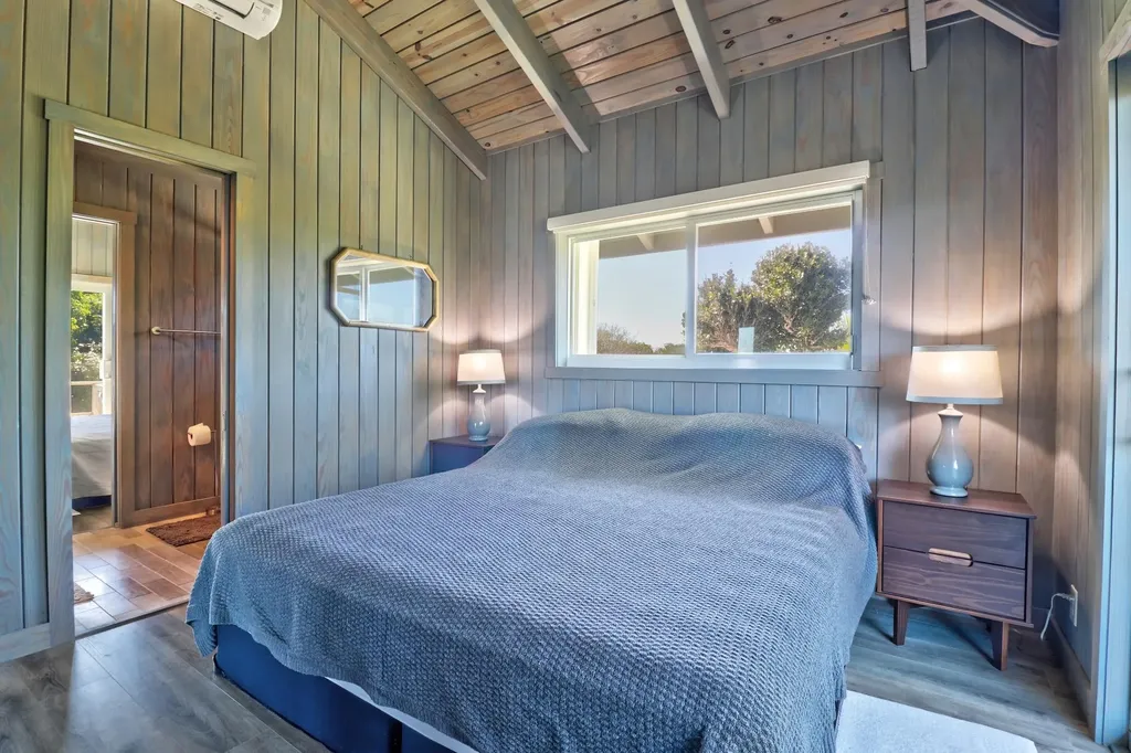 Hidden Coast 17 Abaco BS