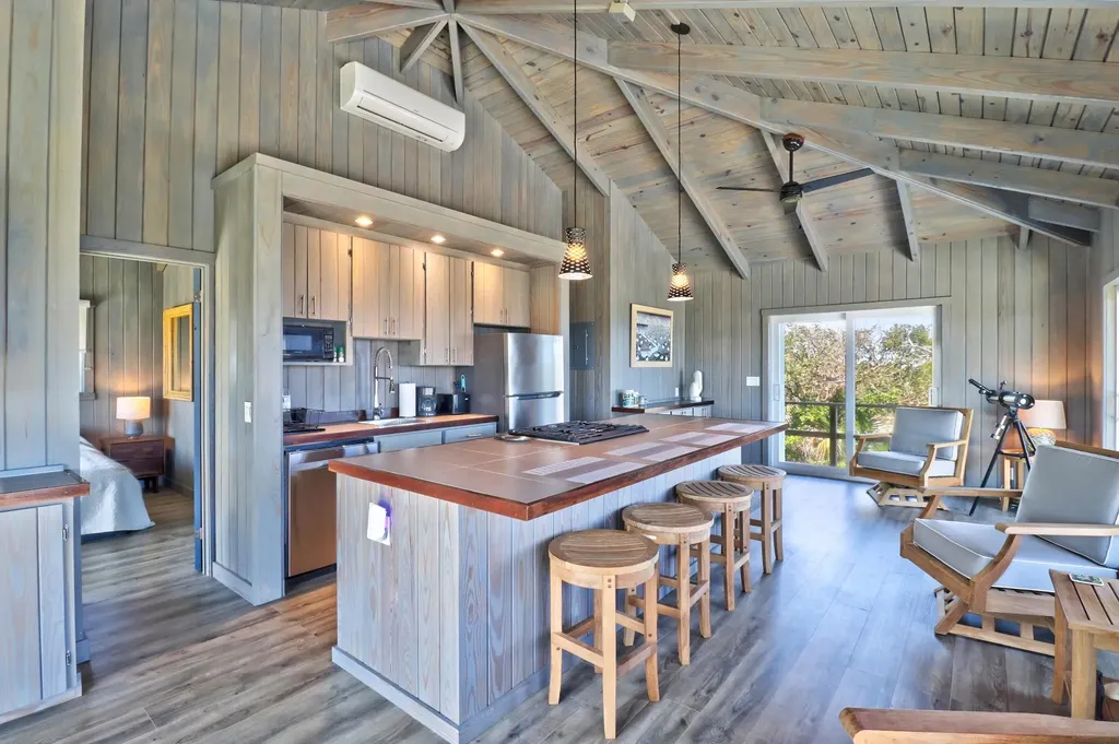 Hidden Coast 17 Abaco BS