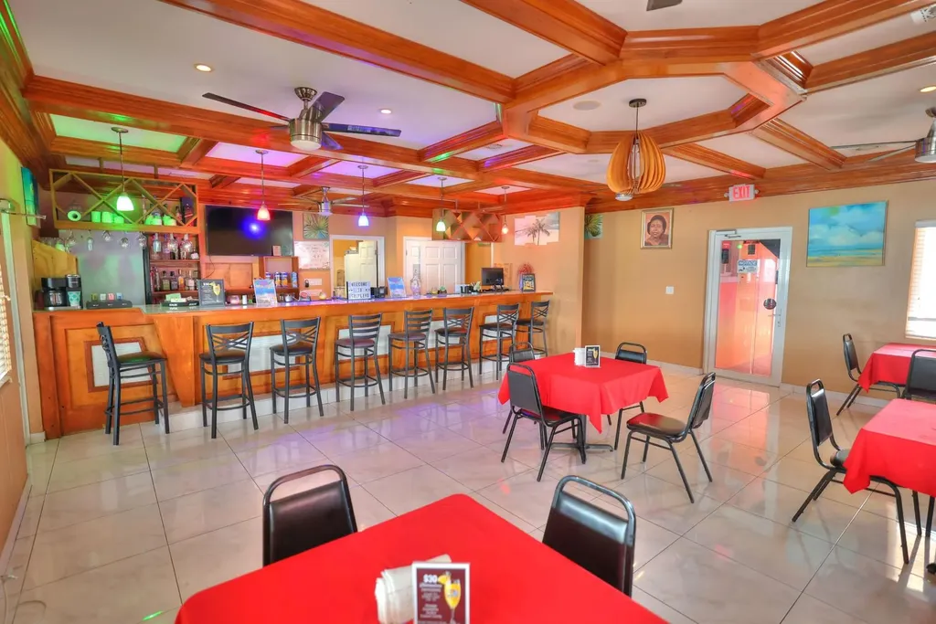 Calypso Hills Boutique Resort Abaco BS