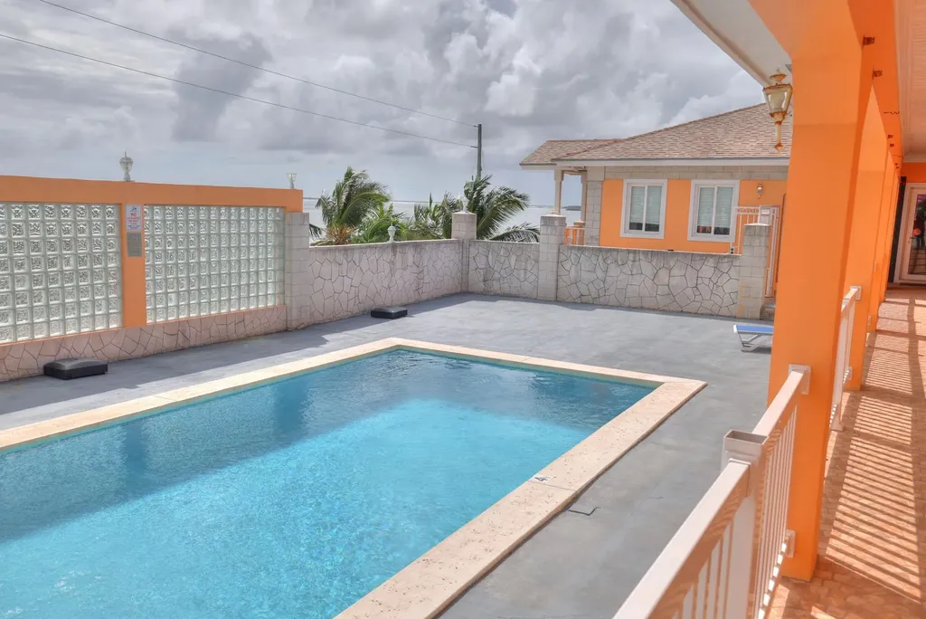 Calypso Hills Boutique Resort Abaco BS