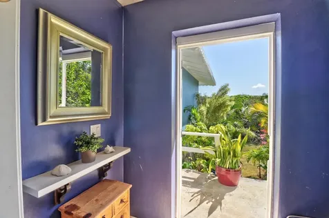 Cloud 9 Abaco BS